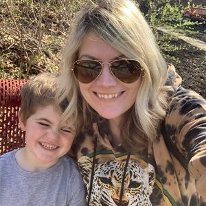 Meet your Posher, Andrea